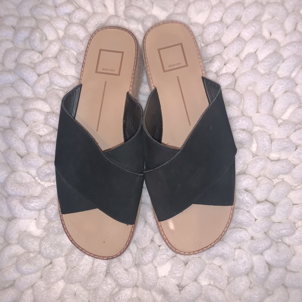 Dolce Vita Platform Sandal • Size 9